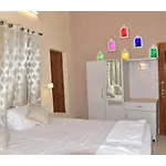 Hotel Maya Inn, Varanasi