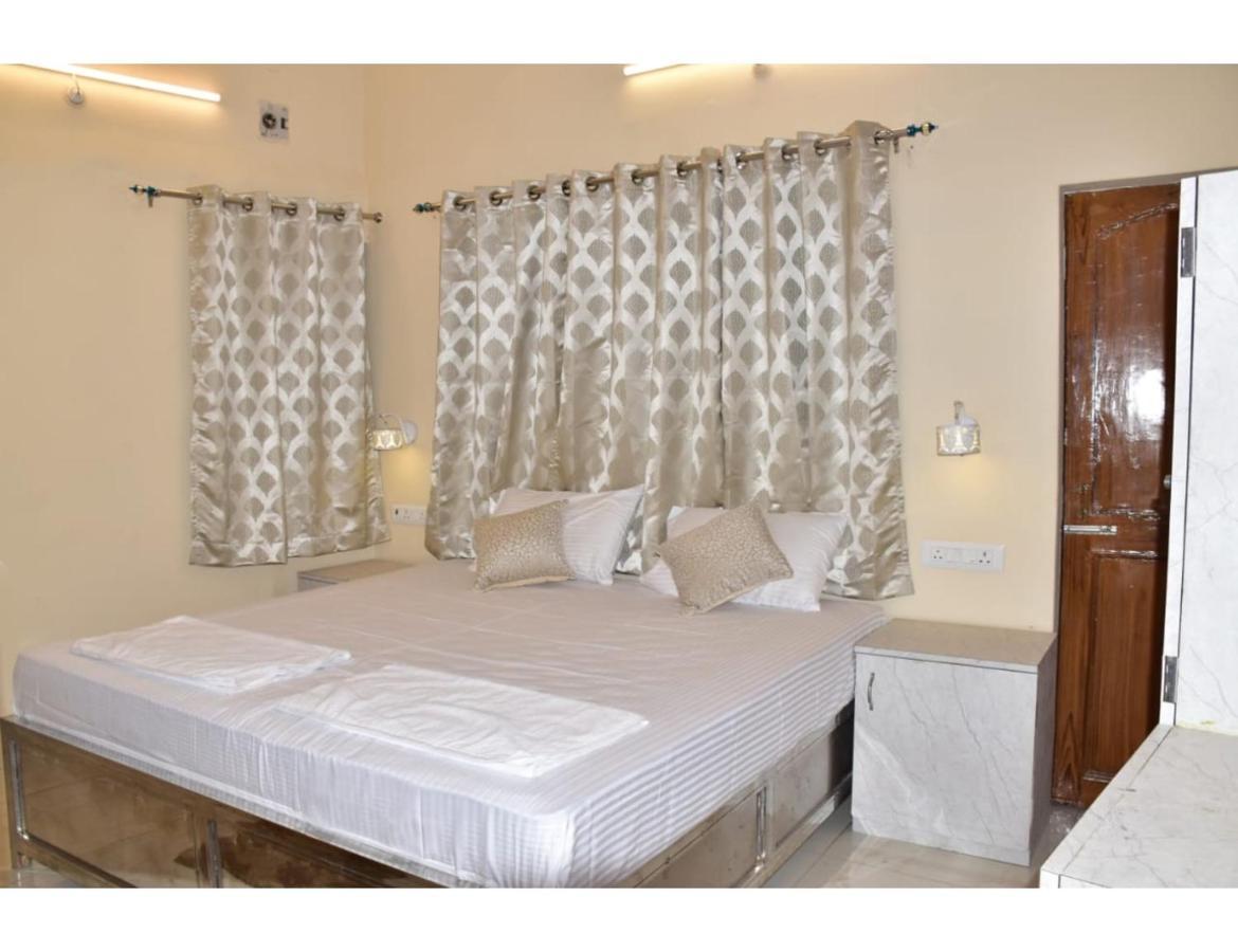 Maya Inn, Homestay *