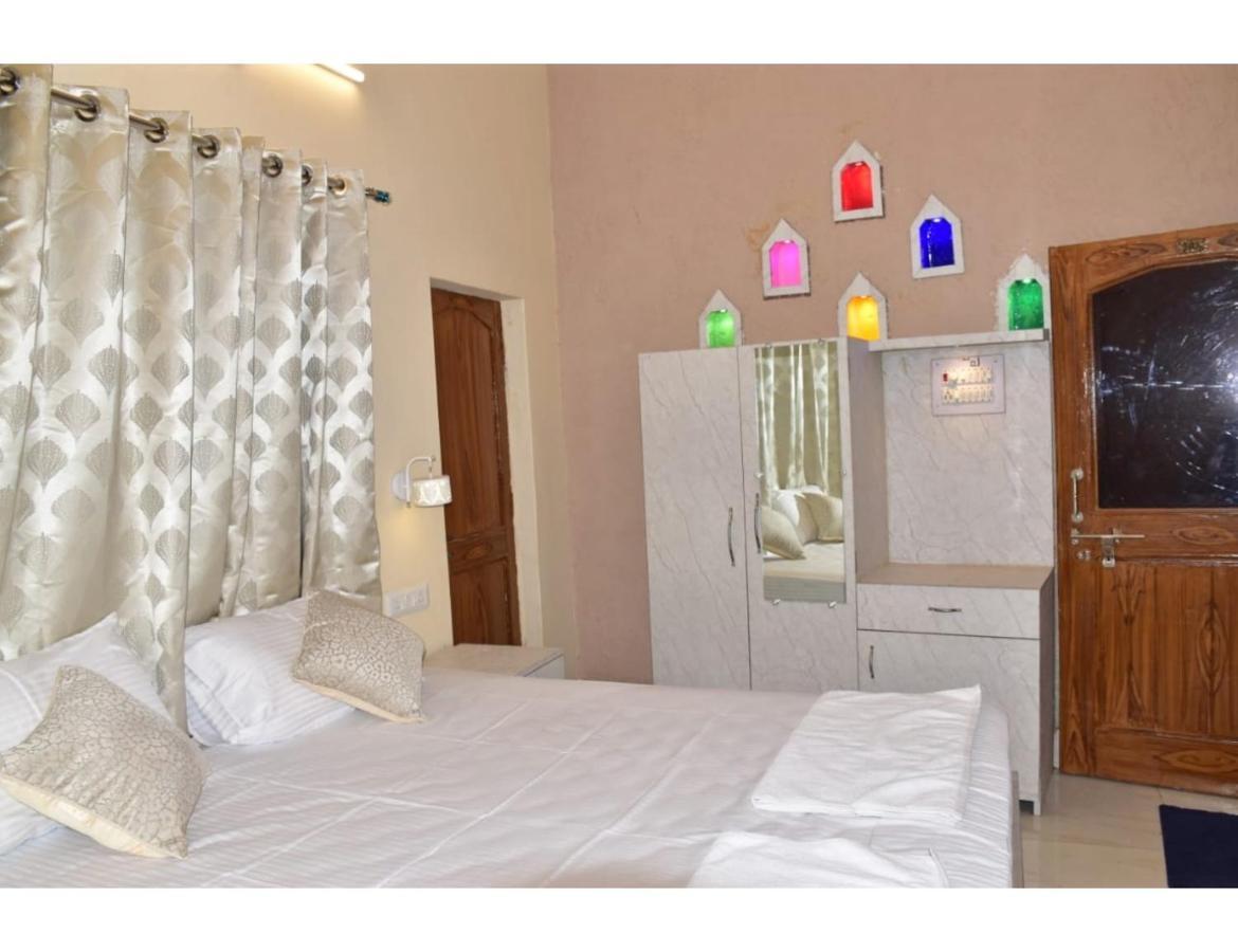 Maya Inn,