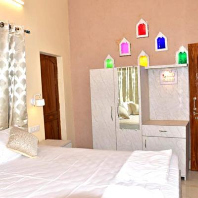 Maya Inn, *